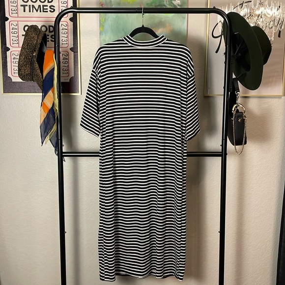 Dressed in LALA Dresses & Skirts - Dressedinlala Midi/Maxi Dress!
